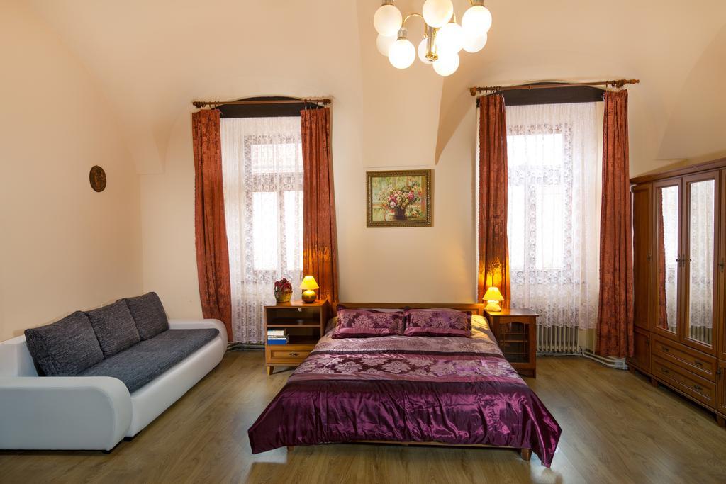 Penzion Grand Košice Esterno foto